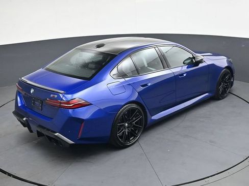 Used 2025 BMW M5 w/ Carbon Package AWD/4WD image 23