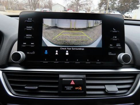 Used 2020 Honda Accord Hybrid image 23