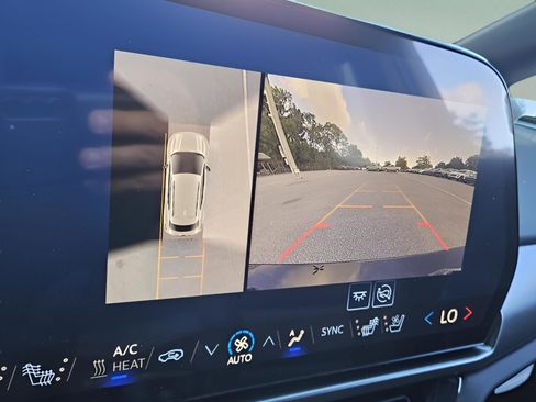 New 2025 Chevrolet Equinox EV RS image 13