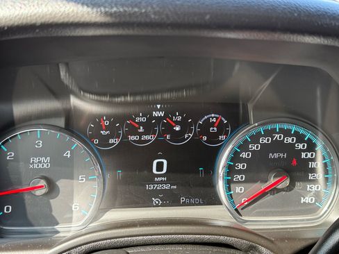 Used 2017 GMC Yukon XL SLT w/ Open Road Package image 13