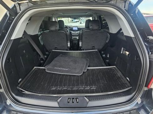 Certified 2023 Ford Explorer XLT w/ Equipment Group 202A image 17