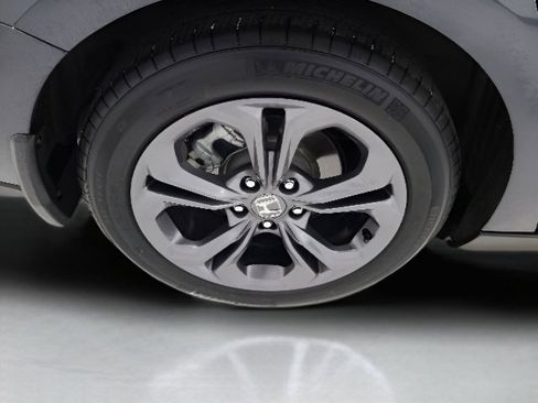 Certified 2023 Honda Accord EX image 9