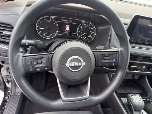 Certified 2023 Nissan Rogue SV image 15