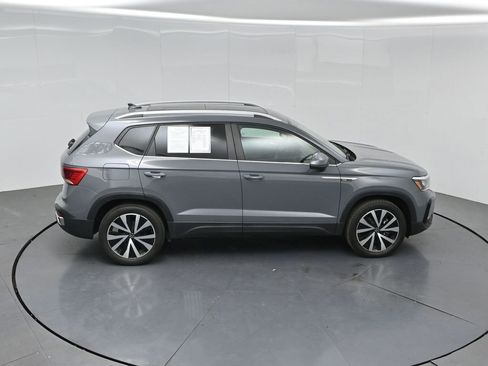 Used 2023 Volkswagen Taos SE w/ Panoramic Sunroof Package AWD/4WD image 52