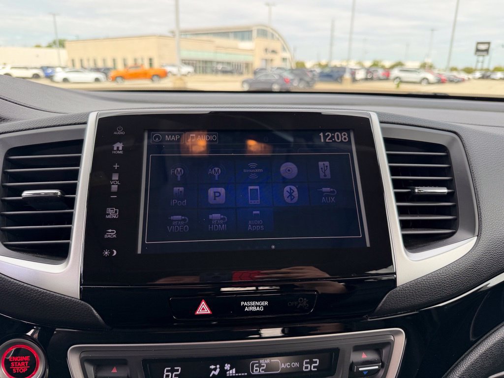 Used 2017 Honda Pilot Touring image 21
