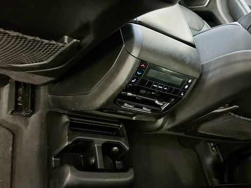 Used 2022 Jeep Grand Cherokee L Limited image 29