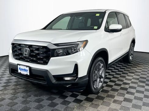 Used 2023 Honda Passport EX-L image 2