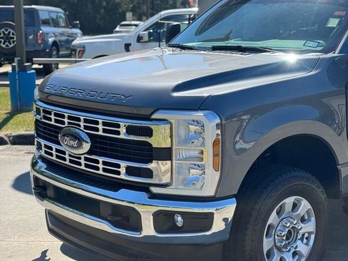 Used 2024 Ford F250 XLT w/ FX4 Off-Road Package image 2