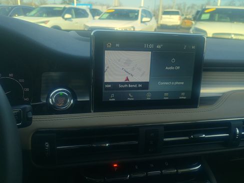 Used 2022 Lincoln Corsair AWD w/ Equipment Group 101A image 24