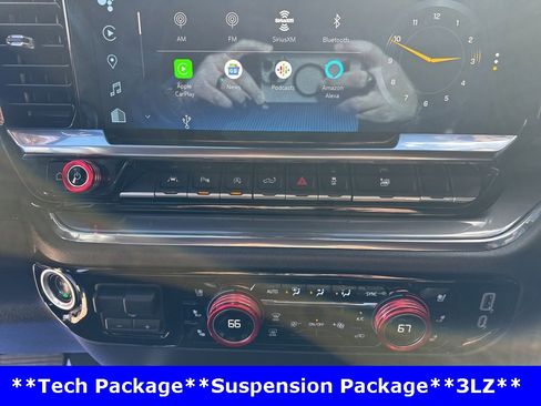 Used 2024 Chevrolet Silverado 1500 High Country w/ Technology Package image 32