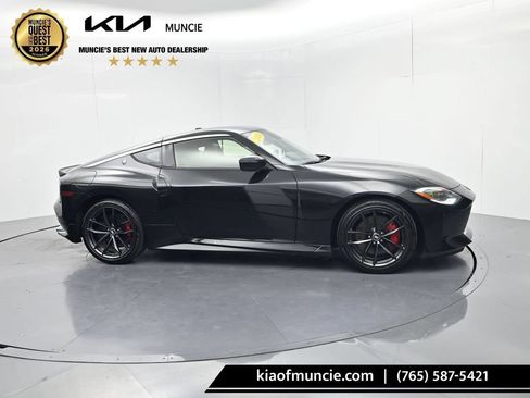 Used 2024 Nissan Z Performance w/ Floor Mat Package RWD image 1