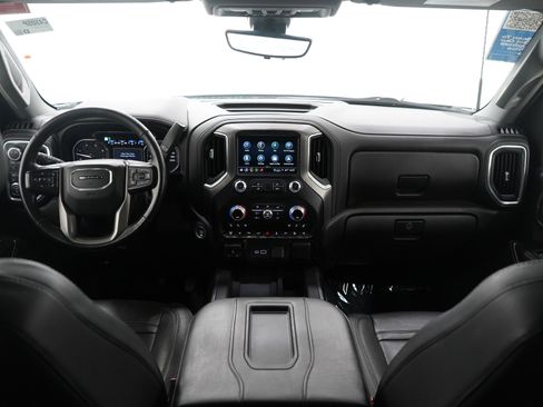 Used 2022 GMC Sierra 3500 Denali w/ Denali Black Diamond Edition image 13