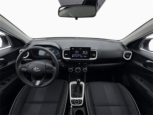 New 2026 Hyundai Venue SEL image 13