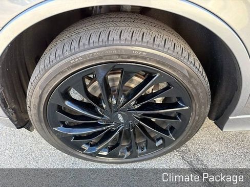 Used 2025 Lincoln Aviator Reserve w/ Equipment Group 201A AWD/4WD image 18