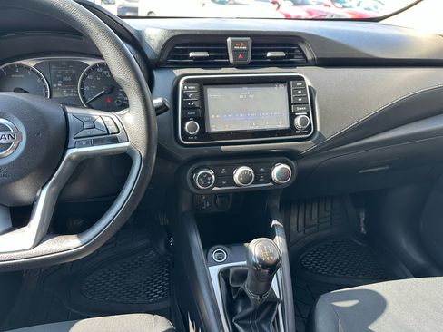 Used 2020 Nissan Versa S image 13
