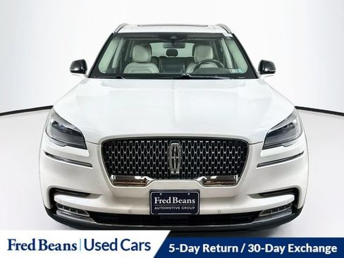 Certified 2020 Lincoln Aviator Reserve w/ Elements Package Plus AWD/4WD image 2