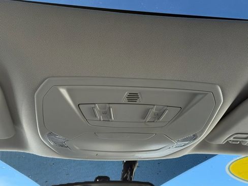 Used 2017 Ford Escape SE image 25