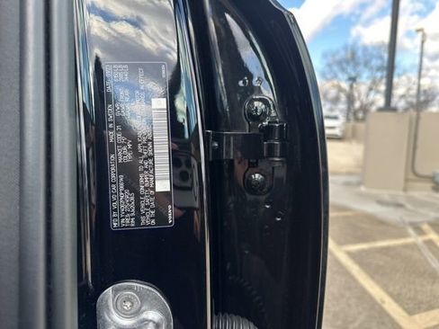 Certified 2023 Volvo XC90 B6 Plus w/ Protection Package Premier image 34