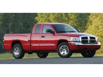Used 2005 Dodge Dakota ST