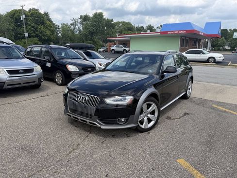 Used 2013 Audi A4 Premium w/ Convenience Pkg AWD/4WD image 3