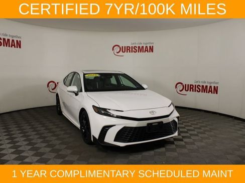Used 2025 Toyota Camry SE w/ Convenience Package FWD image 9