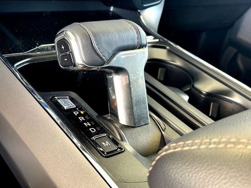 Used 2025 Ford F150 Lariat w/ Equipment Group 501A Mid AWD/4WD image 18