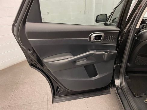 Used 2022 Kia Sorento S FWD image 24