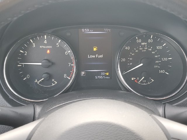 Used 2018 Nissan Rogue Sport AWD image 19