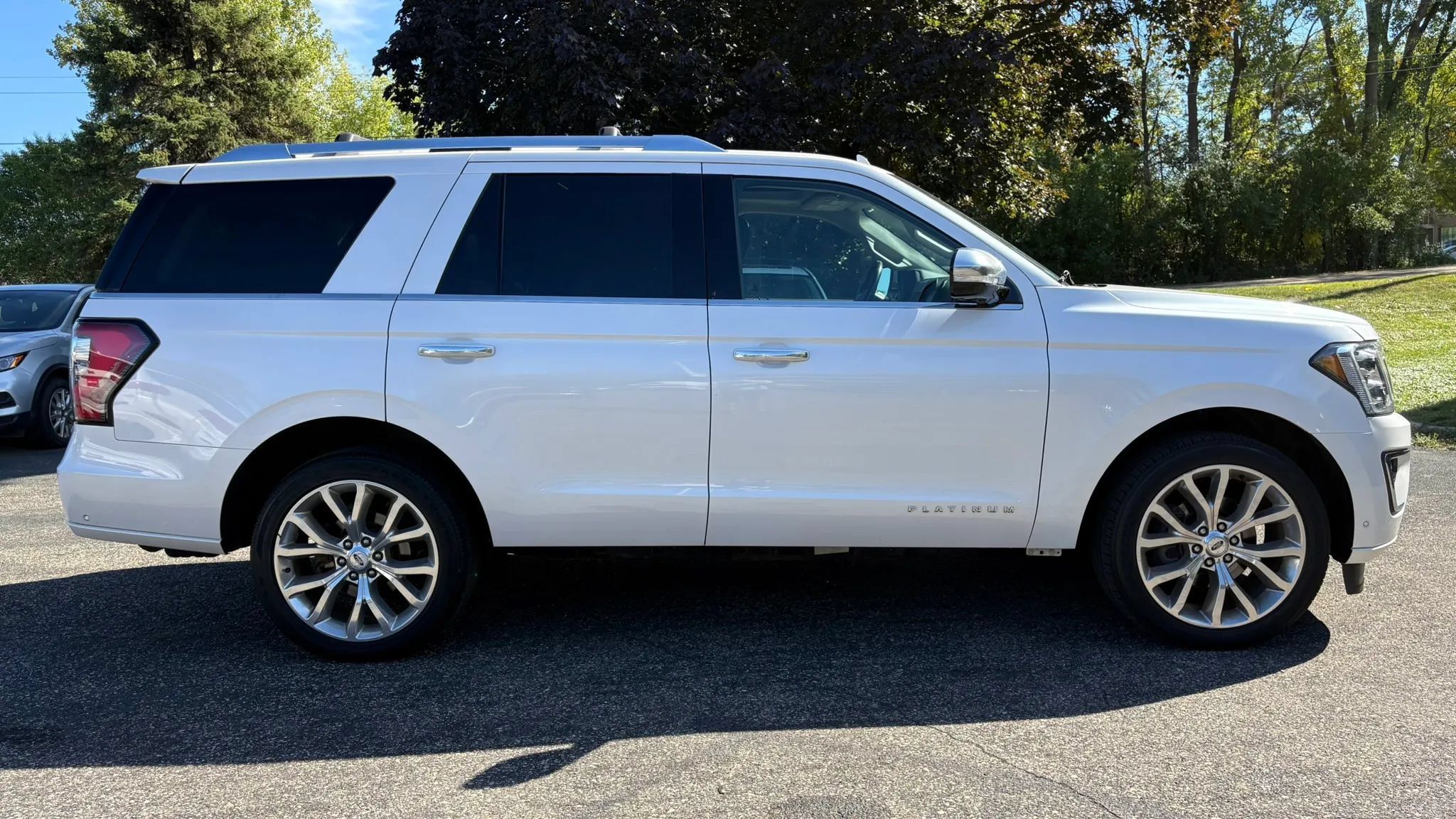 Used 2018 Ford Expedition Platinum AWD/4WD image 11