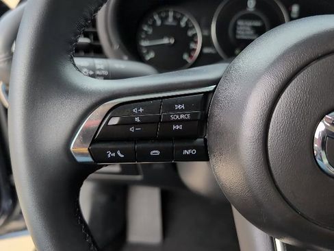 Used 2025 MAZDA MAZDA3 s image 17