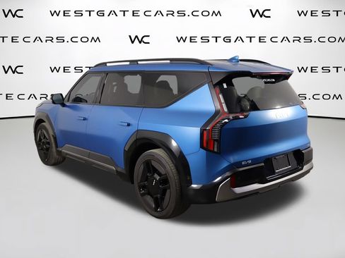 Used 2024 Kia EV9 GT-Line AWD/4WD image 43
