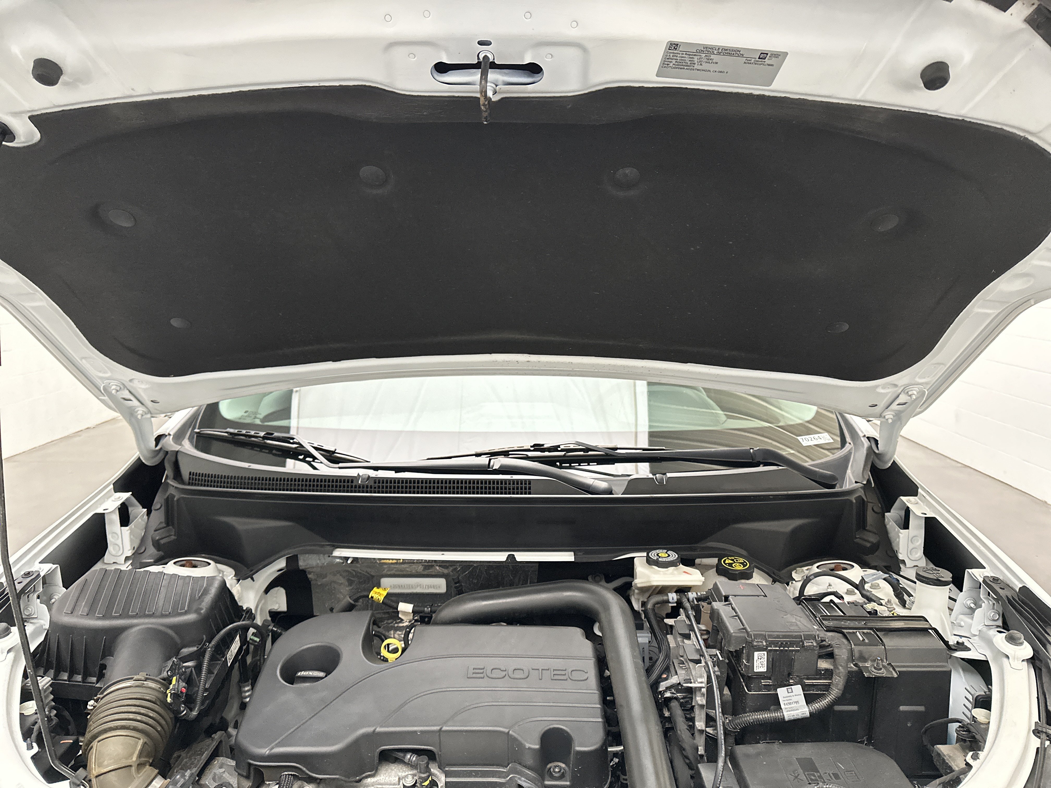Used 2023 Chevrolet Equinox LT w/ LPO, Floor Liner Package AWD/4WD image 40