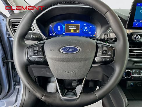 Used 2022 Ford Escape Titanium AWD/4WD image 14