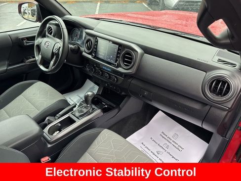 Certified 2022 Toyota Tacoma TRD Sport image 25