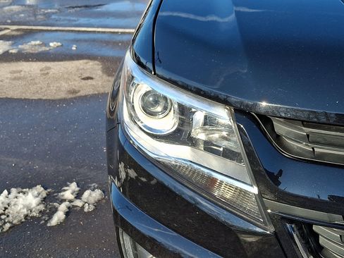 Used 2020 Chevrolet Colorado Z71 w/ Z71 Midnight Edition image 10