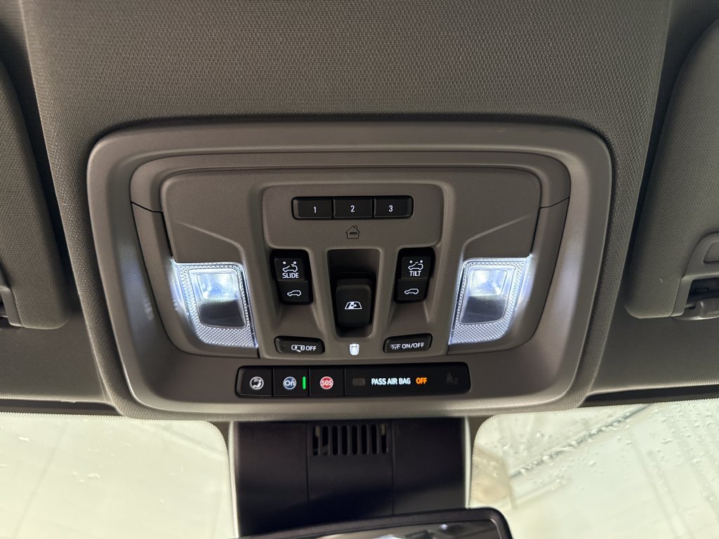New 2026 Chevrolet Silverado 1500 RST w/ Dark Appearance Package AWD/4WD image 23