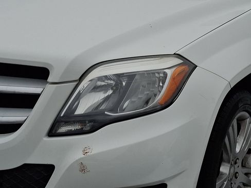 Used 2015 Mercedes-Benz GLK 350 4MATIC image 6