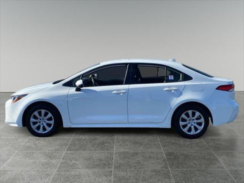 Certified 2026 Toyota Corolla LE FWD image 2