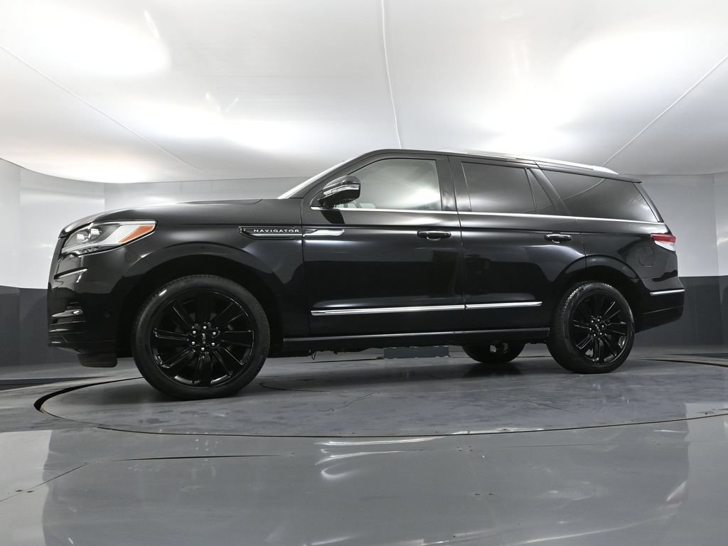 Used 2022 Lincoln Navigator Reserve w/ Equipment Group 201A AWD/4WD image 63
