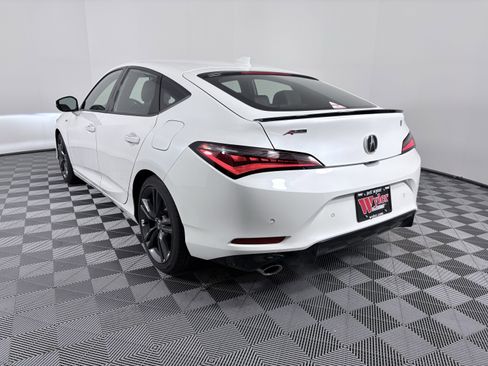 Used 2025 Acura Integra A-Spec image 8