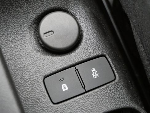 Used 2012 Chevrolet Sonic LT image 28