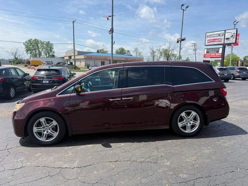 Used 2012 Honda Odyssey Touring image 4