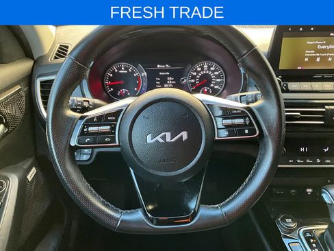 Used 2022 Kia Seltos SX image 14