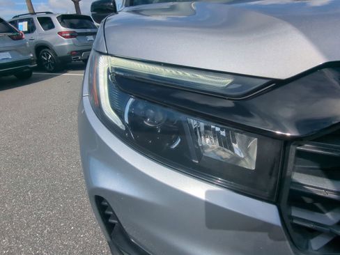 Used 2022 Honda Passport TrailSport image 8