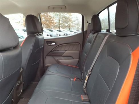 Used 2022 GMC Canyon Denali image 7