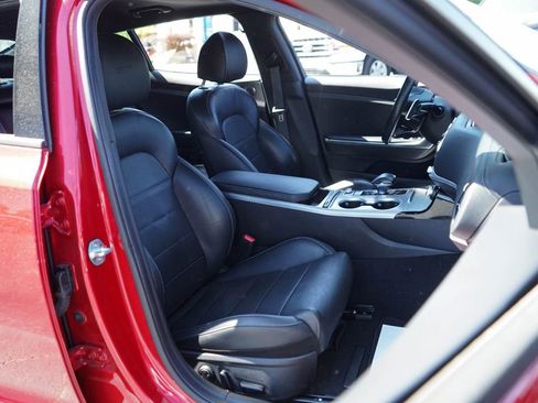 Used 2020 Kia Stinger GT2 image 37