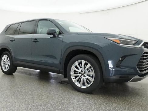 New 2026 Toyota Grand Highlander Platinum image 29