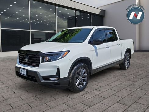 Used 2023 Honda Ridgeline Sport image 1