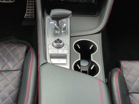 Used 2023 Genesis G70 3.3T w/ Sport Prestige Package RWD image 19