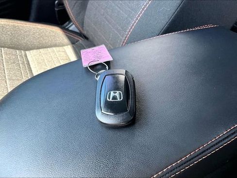 Used 2024 Honda HR-V Sport image 35